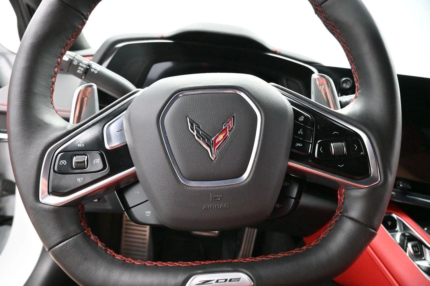 Used 2023 Arctic White Chevrolet 2LZ image 19