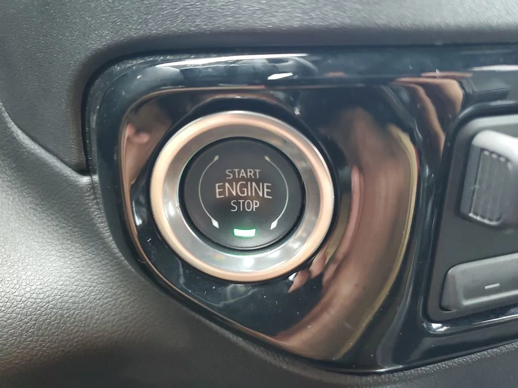 Used 2024 Dark Ash Metallic Chevrolet High Country image 26
