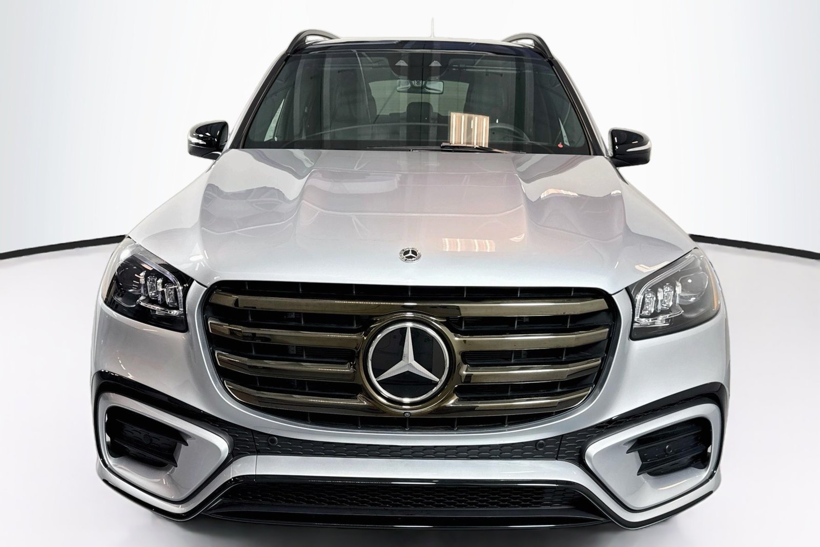 New 2026 Cirrus Silver Metallic Mercedes-Benz GLS 580 image 2