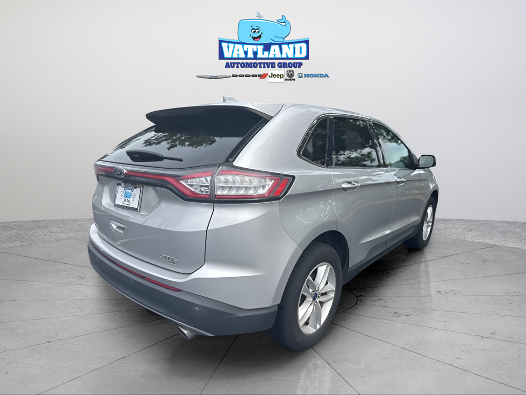 Used 2018 Silver Ford SEL image 5