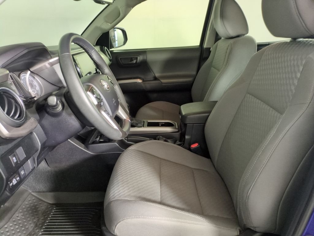 Used 2023 Blue Toyota SR5 image 9