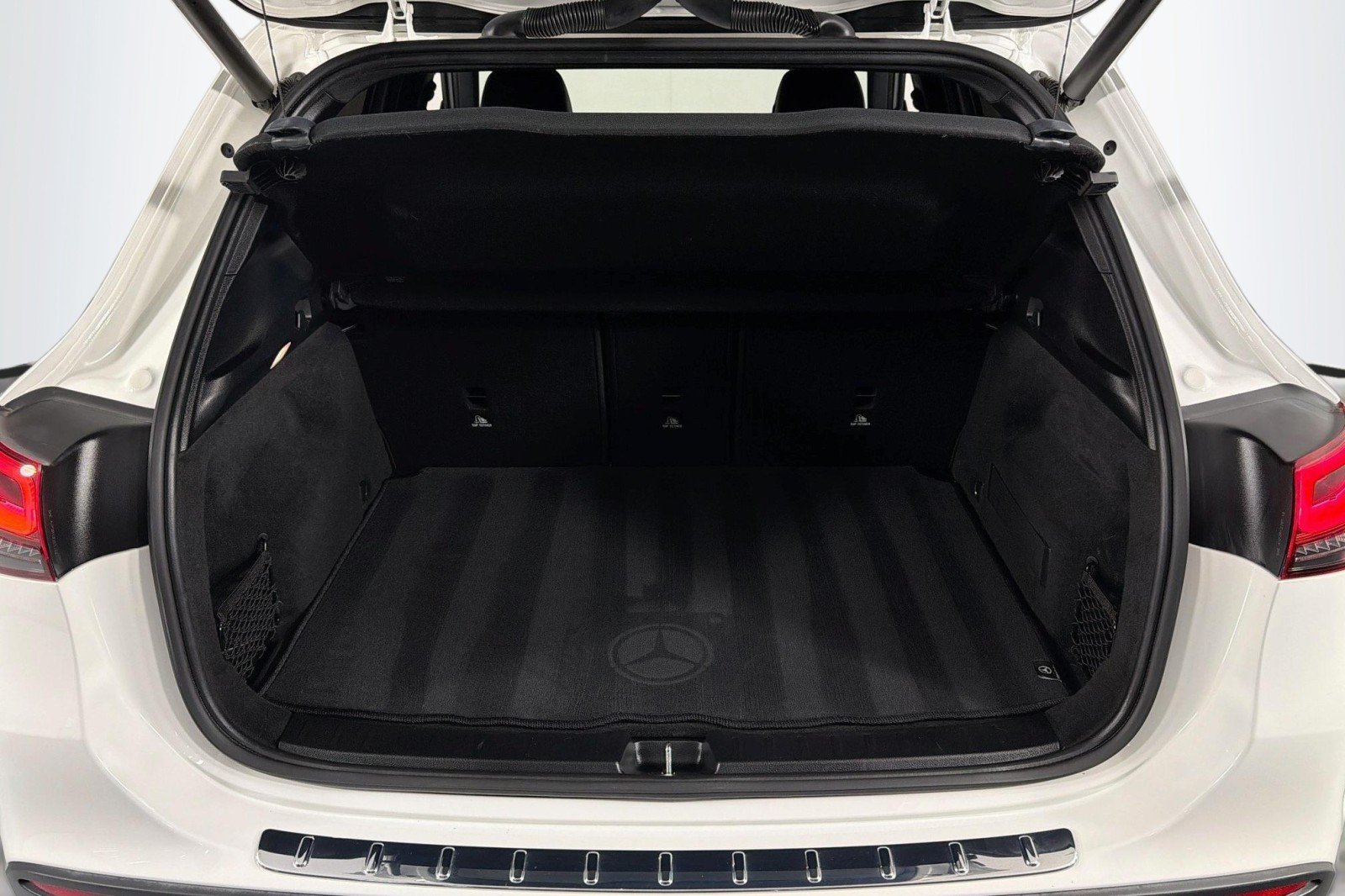 Used 2023 Polar White Mercedes-Benz 250 image 21