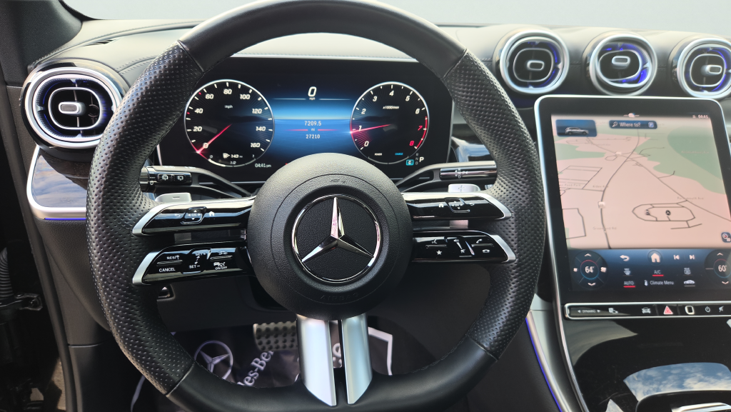 Used 2023 Black Mercedes-Benz GLC 300 image 11