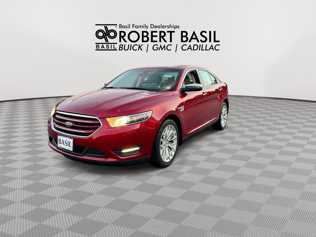 Used 2019  Ford Limited image 4