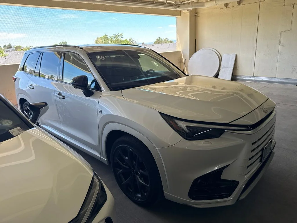 Used 2025 Beige Lexus 500h F SPORT Luxury image 2