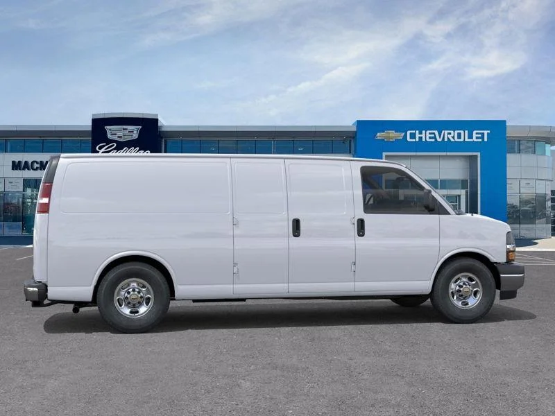 New 2025  Chevrolet Work Van image 5