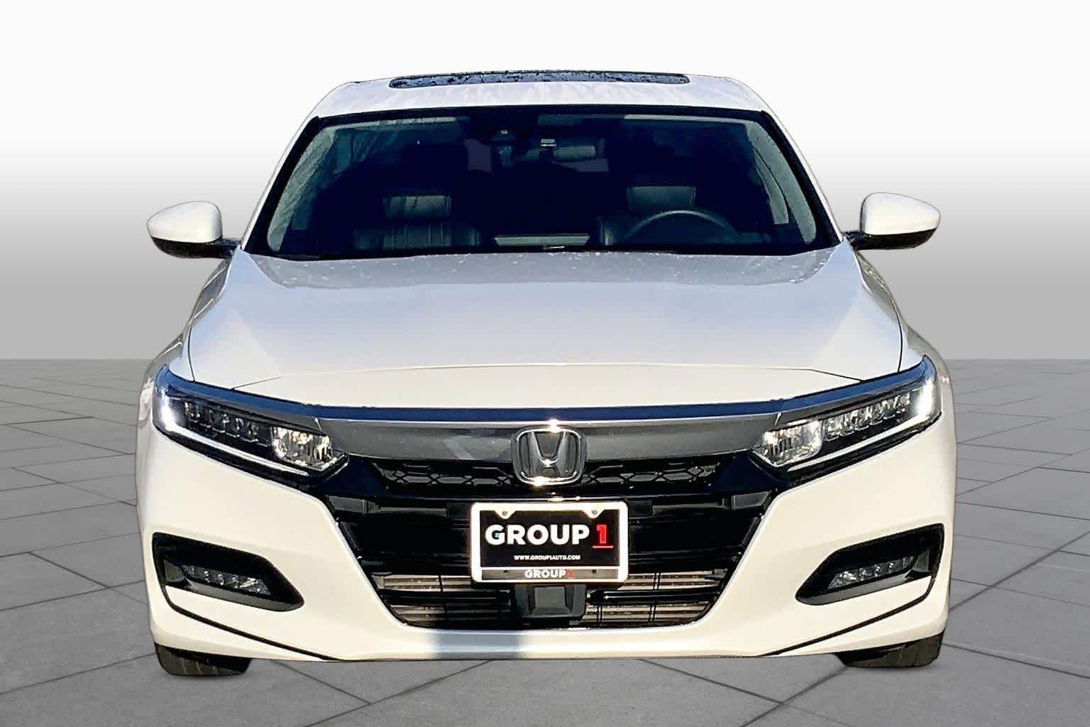 Used 2018 Platinum White Pearl Honda EX 1.5T image 4