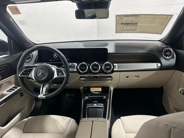 New 2026  Mercedes-Benz GLB 250 image 16