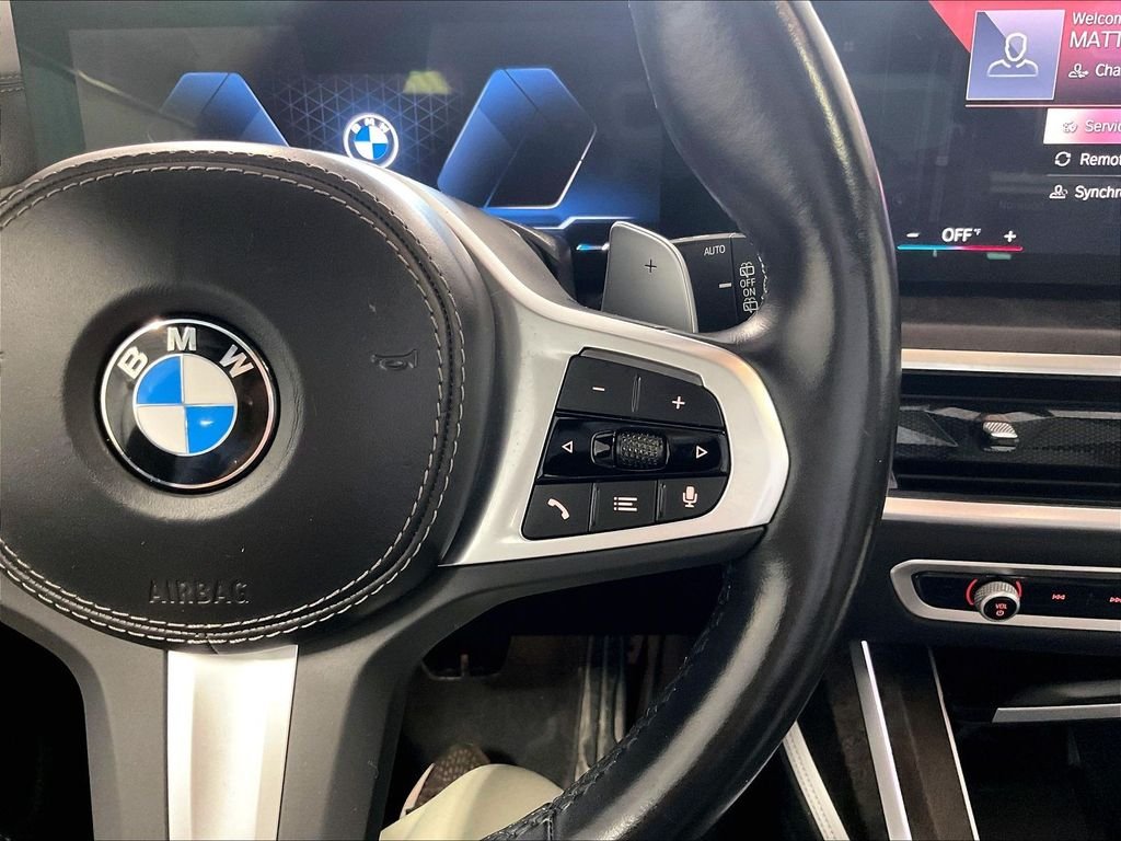 Used 2023 Black BMW xDrive40i image 25