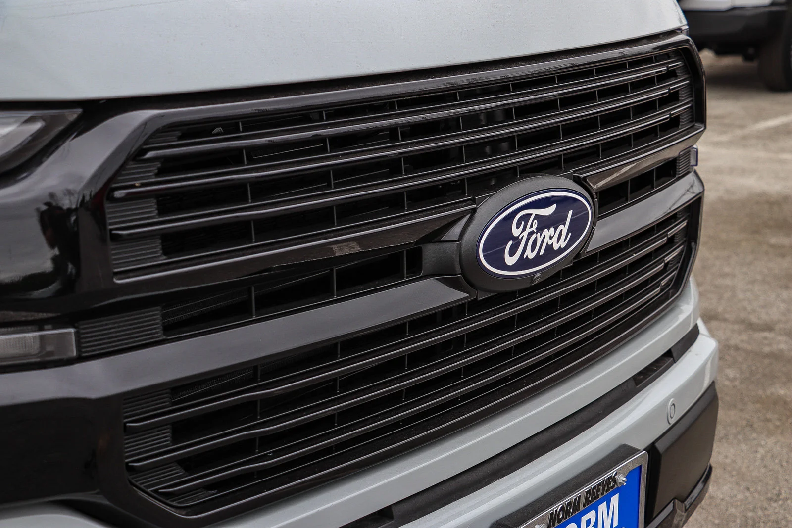 New 2026 Avalanche Ford Platinum® image 5