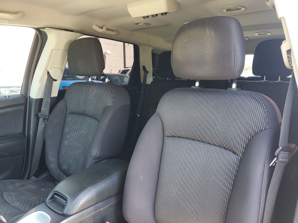 Used 2014 Blue Pearl Dodge SXT image 10