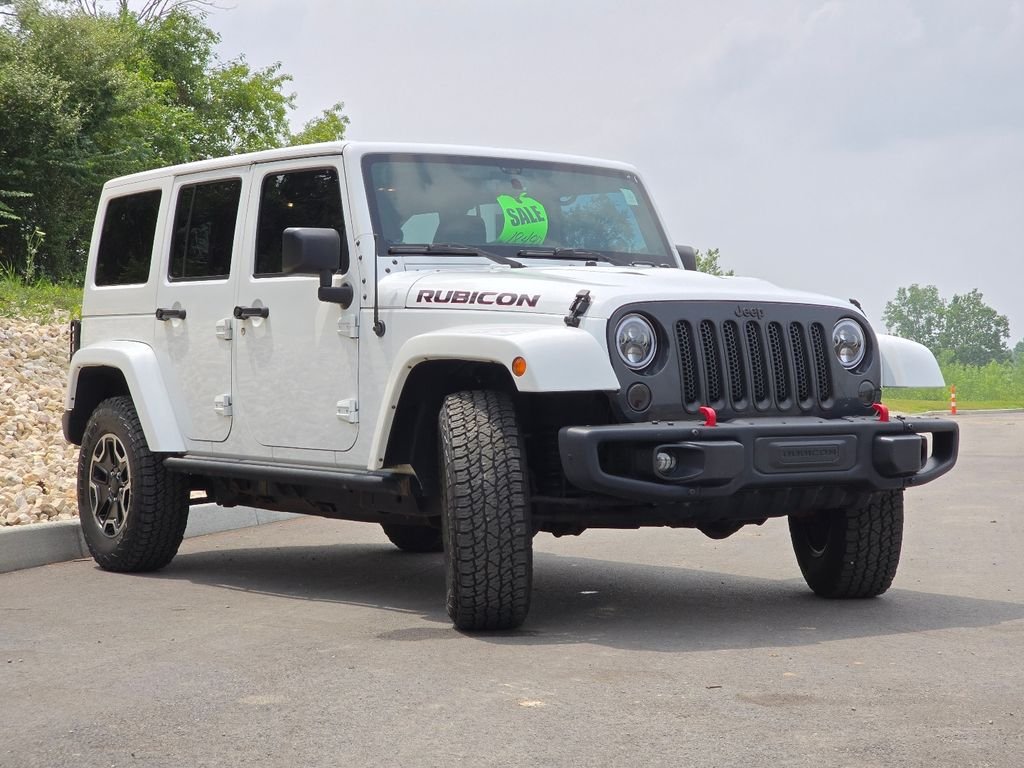 Used 2016 White Jeep Unlimited Rubicon image 27