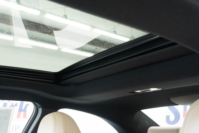 Used 2025 White BMW 230i image 5