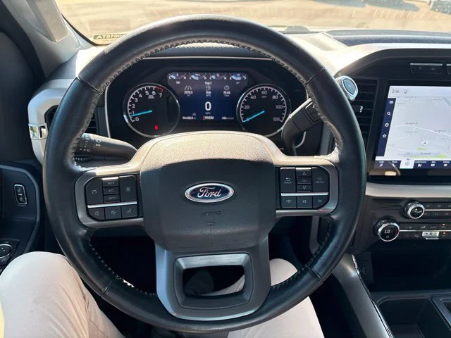 Used 2021 White Ford XLT image 9