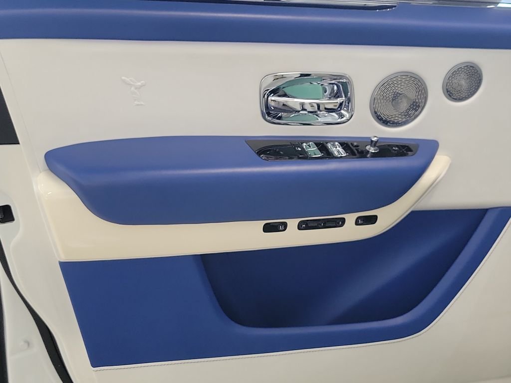 Used 2022 White Rolls-Royce Base image 18
