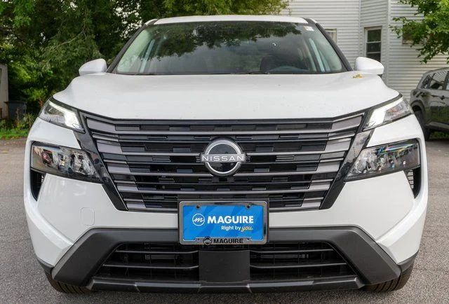 New 2026 White Nissan SV image 3