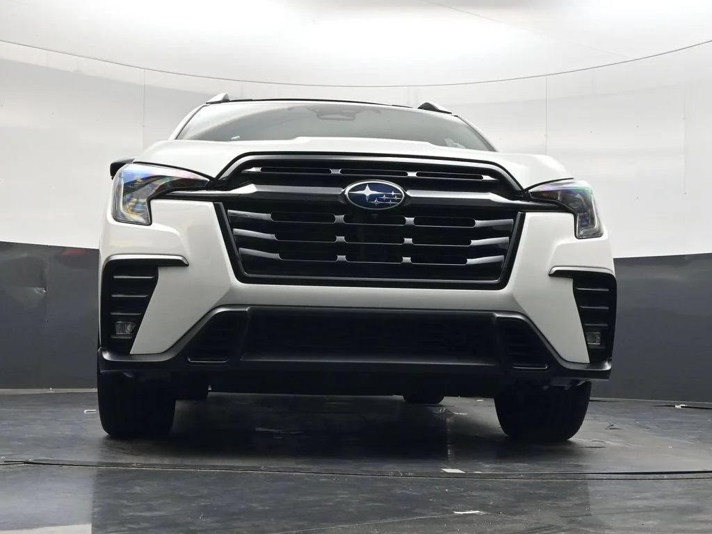 Used 2024 White Subaru Onyx Edition image 42