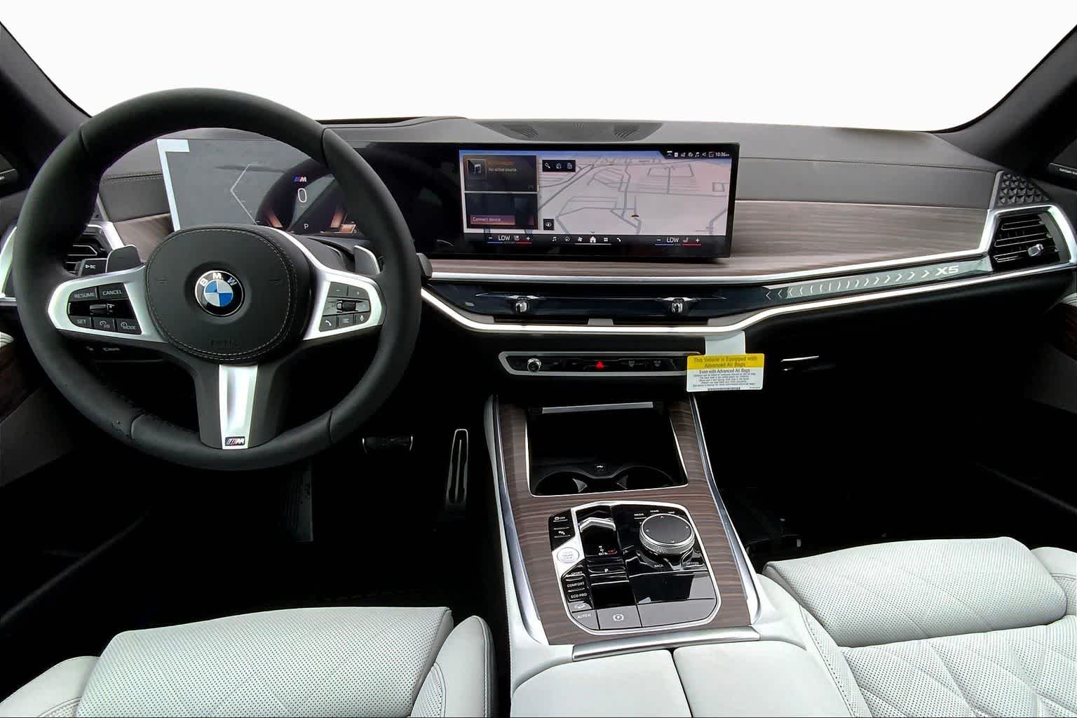 Used 2026 Skyscraper Grey Metallic BMW xDrive40i image 5