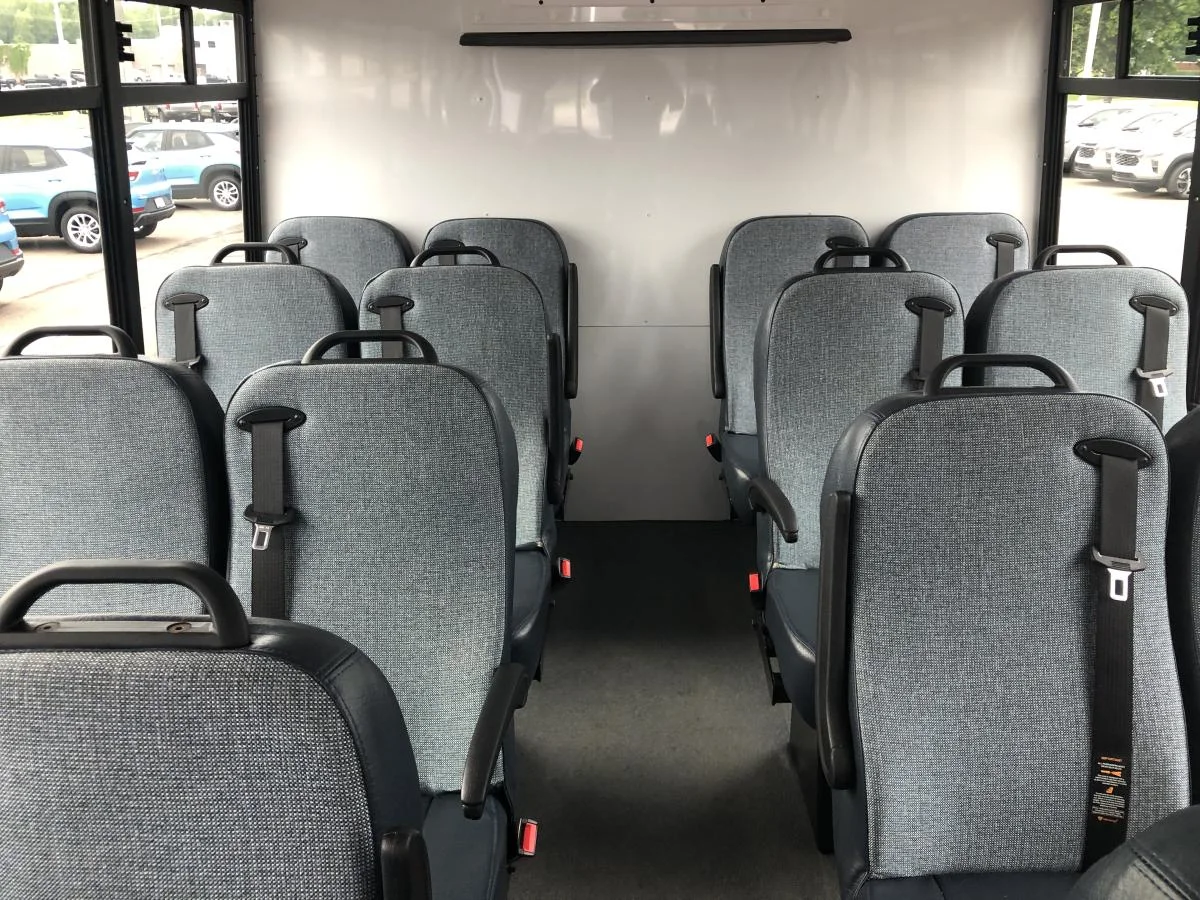 Used 2024 White Chevrolet 4500 Van 159 image 11