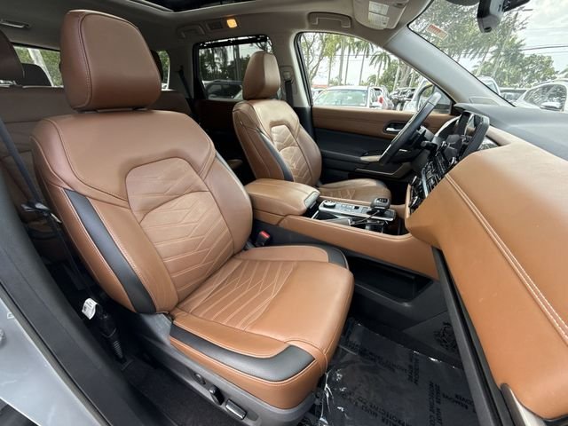 2023 Nissan Pathfinder Platinum - Photo 26
