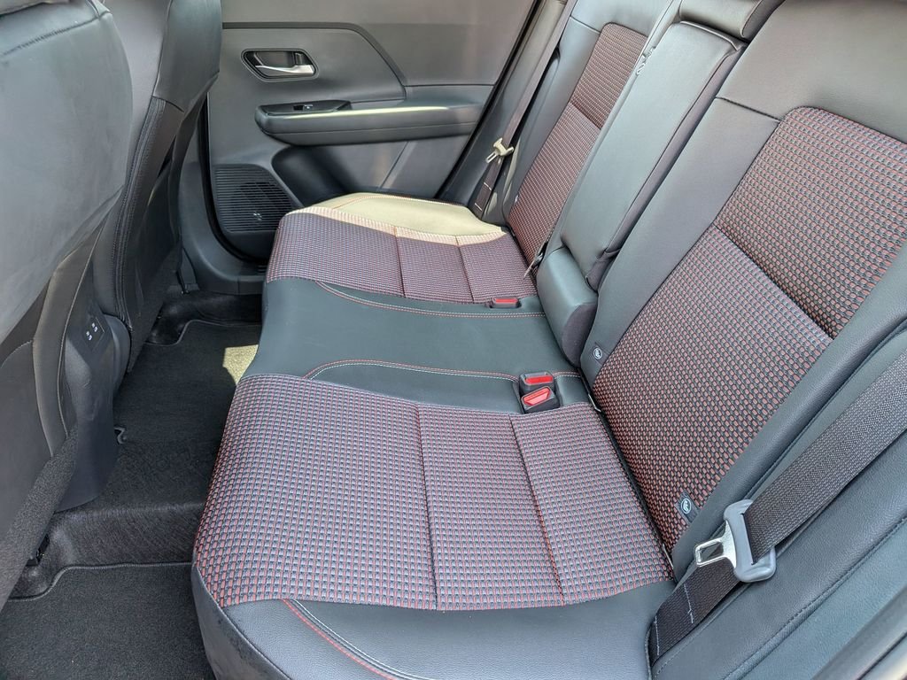 2026 Nissan KICKS SR - Photo 27