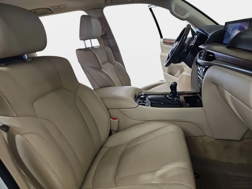 Used 2020 White Lexus 570 image 12