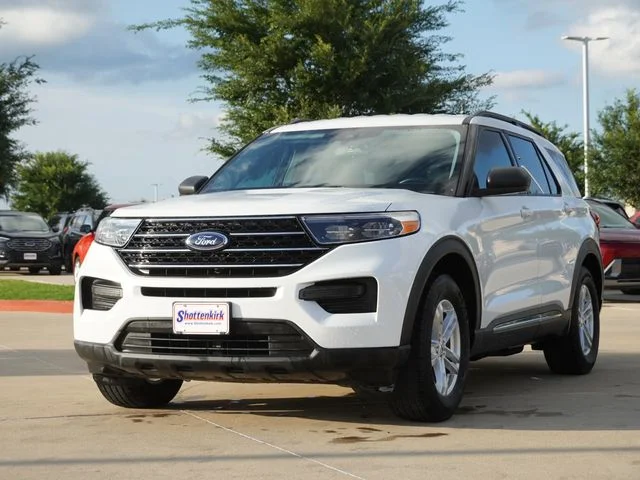 Used 2021 White Ford XLT image 3