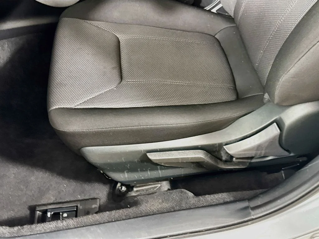 Certified Used 2022 Silver Subaru Base image 23