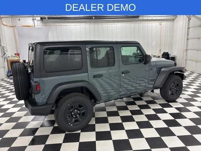 New 2026 Anvil Clear-Coat Exterior Paint Jeep Sport image 3