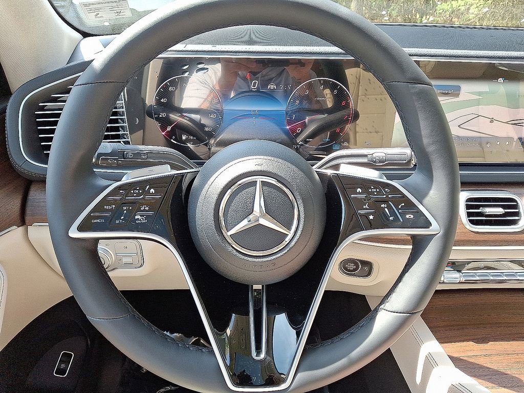 New 2026 Polar White Mercedes-Benz GLS 450 image 34