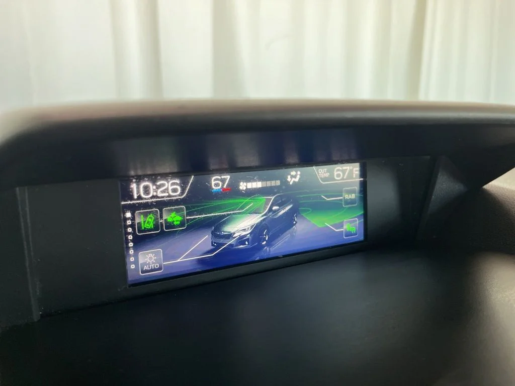 Used 2019 Silver Subaru 2.0i Limited image 14