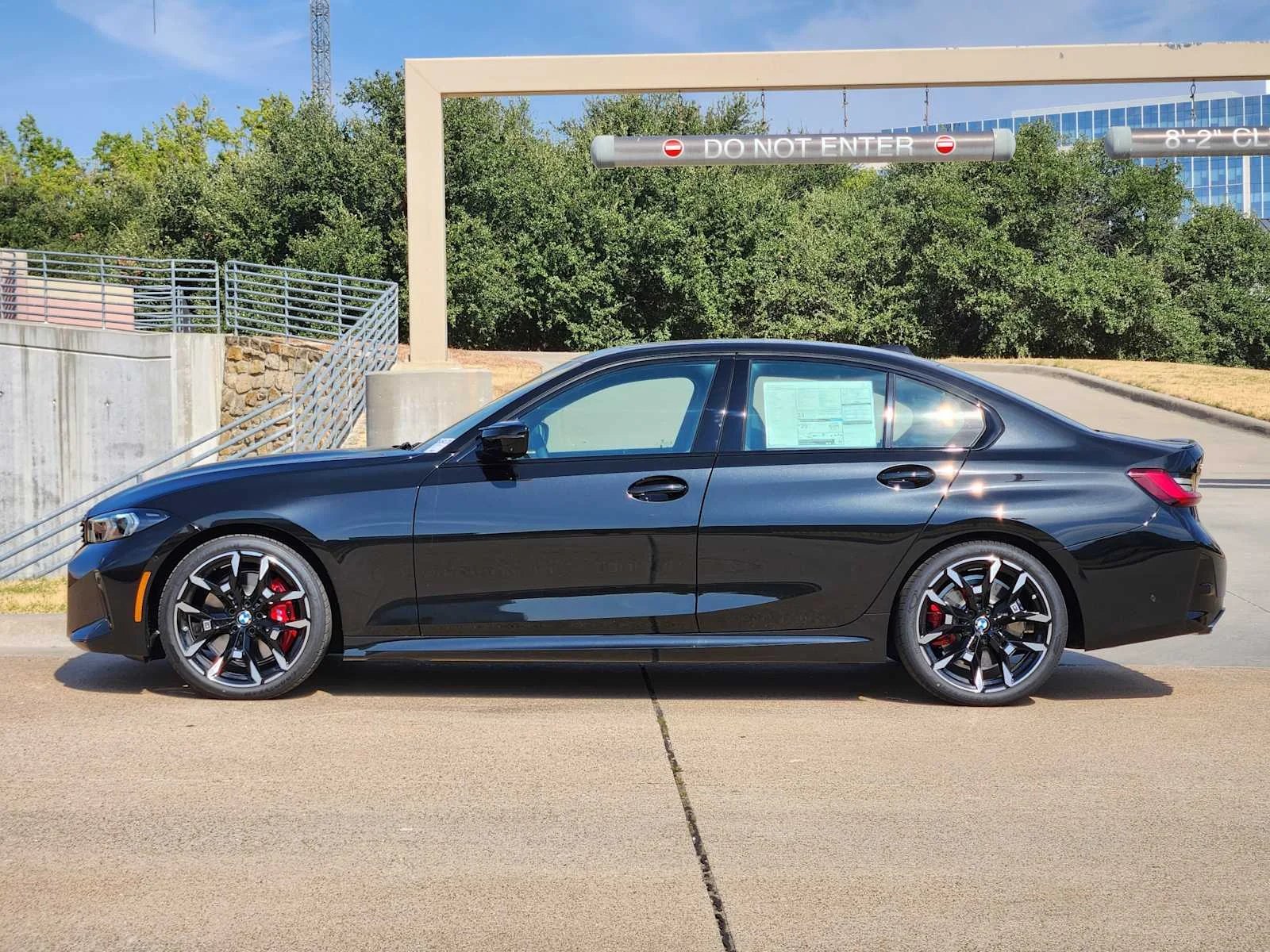 New 2026 Black Sapphire Metallic BMW M340i NA image 2