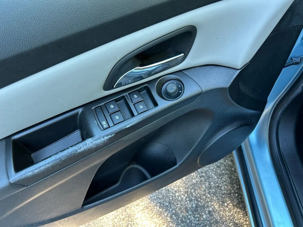 Used 2012 Blue Chevrolet LS image 14