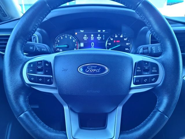 Used 2021 Black Ford XLT image 25
