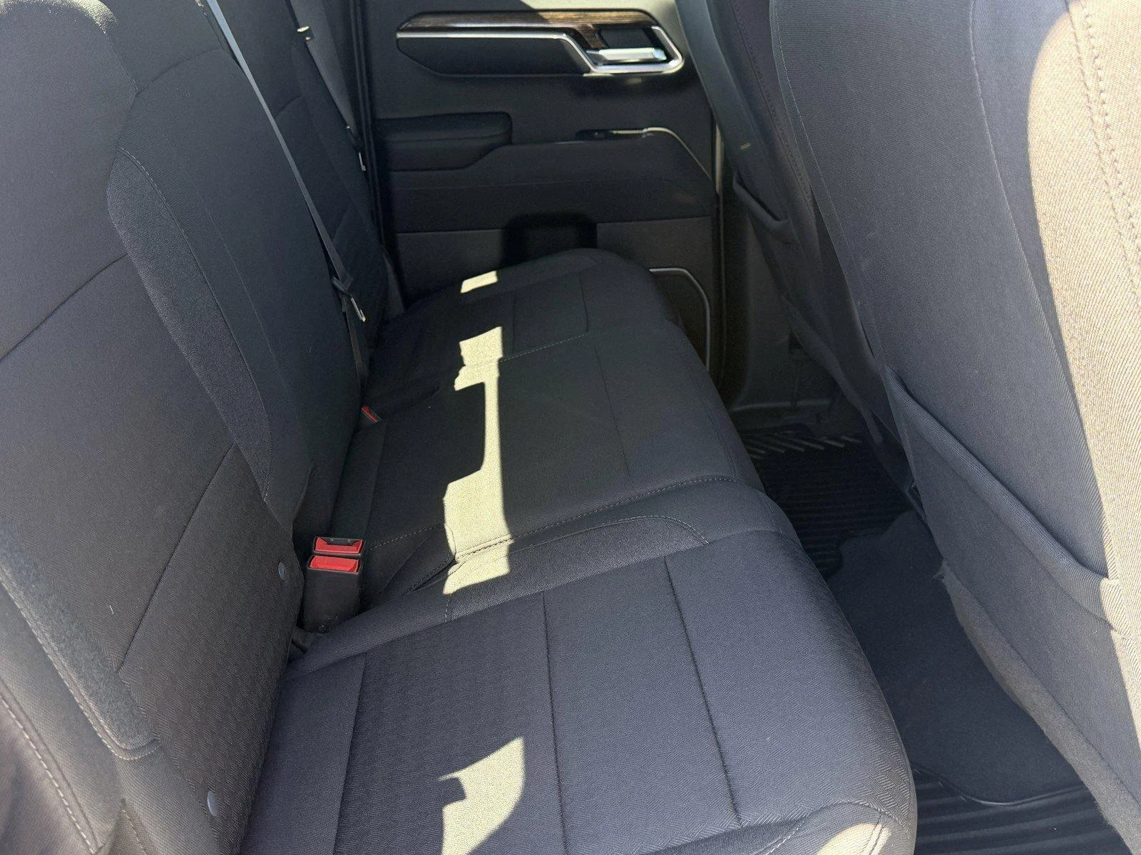 Used 2022 Summit White GMC SLE image 10