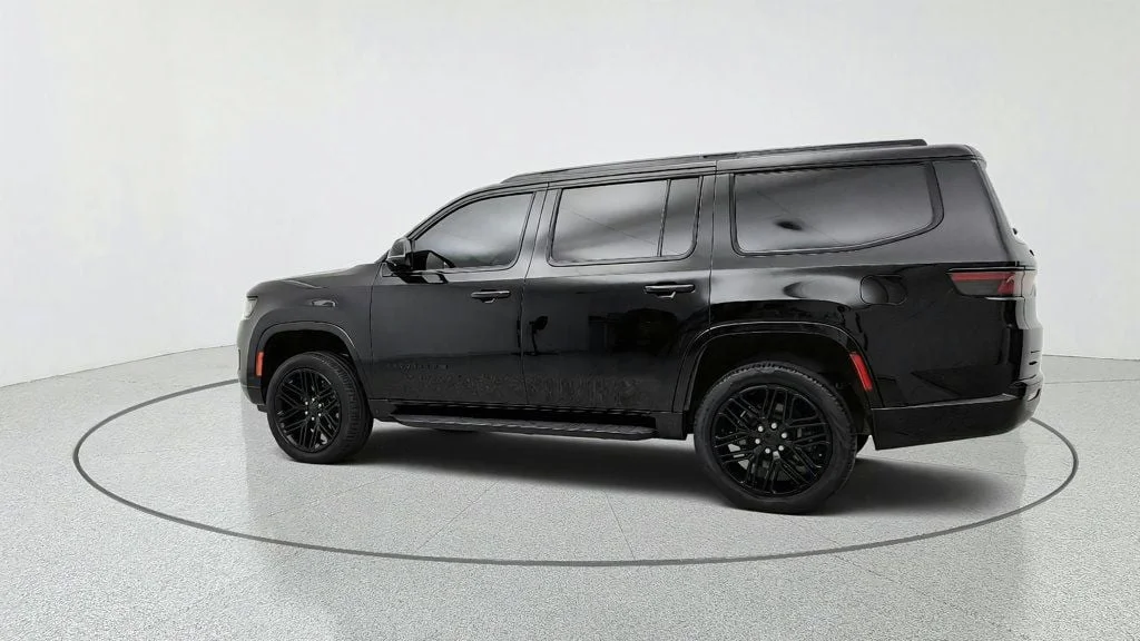 Used 2023 Diamond Black Crystal Pearlcoat Jeep Series II Carbide 4x4 image 7