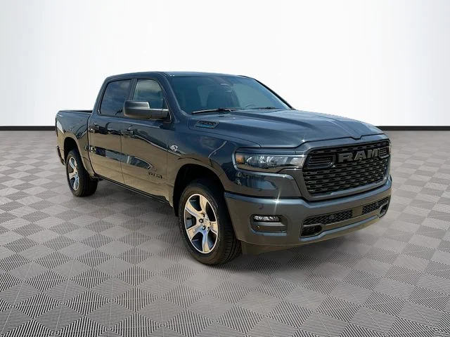 2026 RAM 1500 Express Crew Cab 5'7's photo
