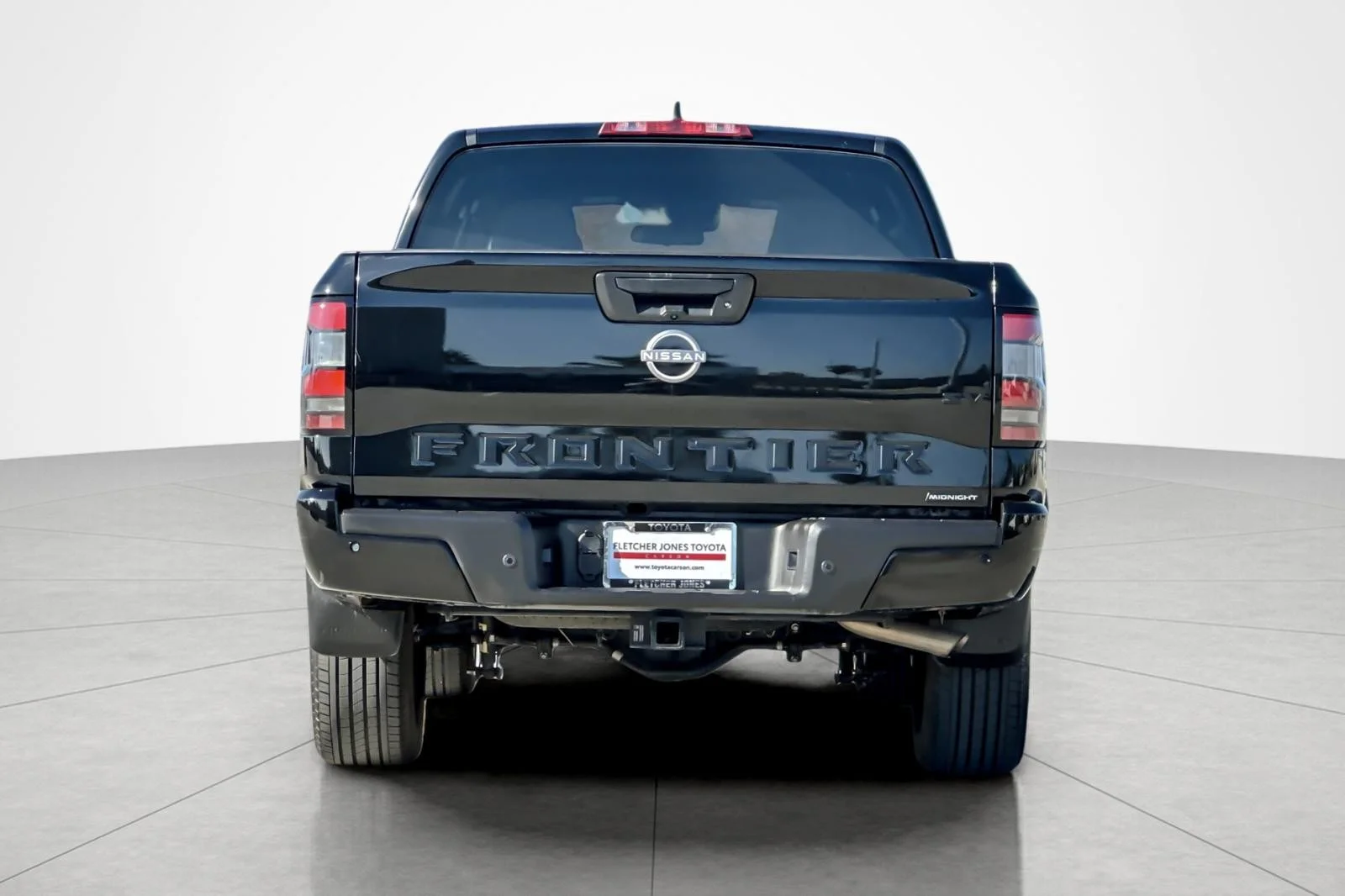 Used 2023 Super Black Nissan SV image 4