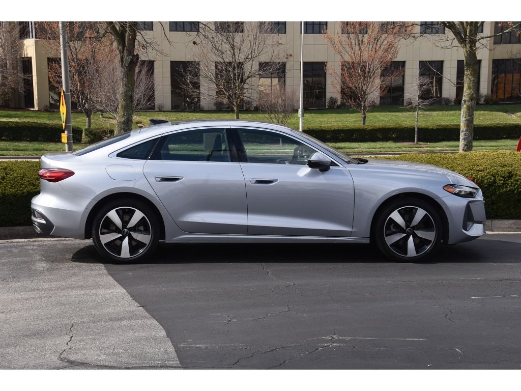 Used 2025 Florett Silver Metallic Audi Premium Plus image 3
