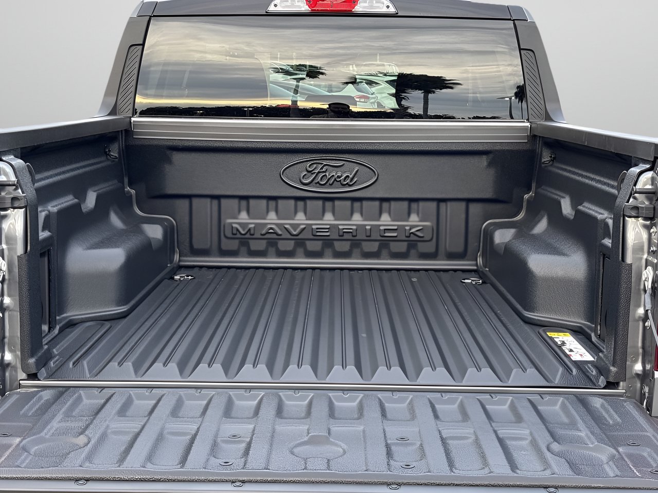 2025 Ford Maverick XLT - Photo 8
