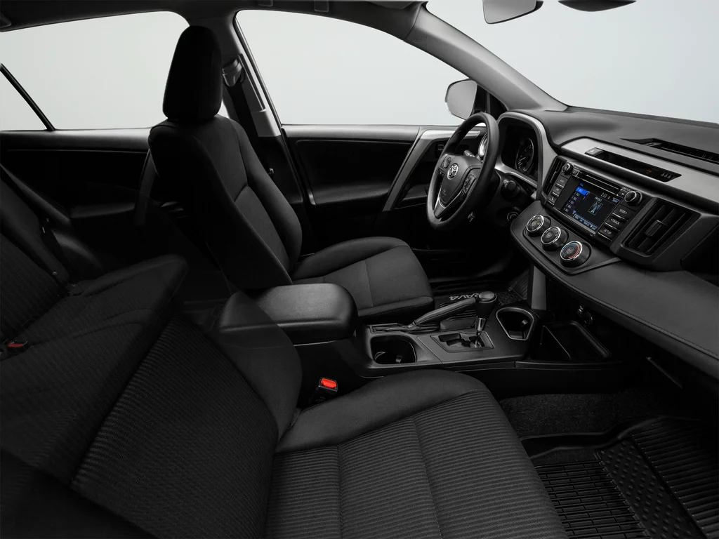 Used 2018 Silver Toyota LE image 42