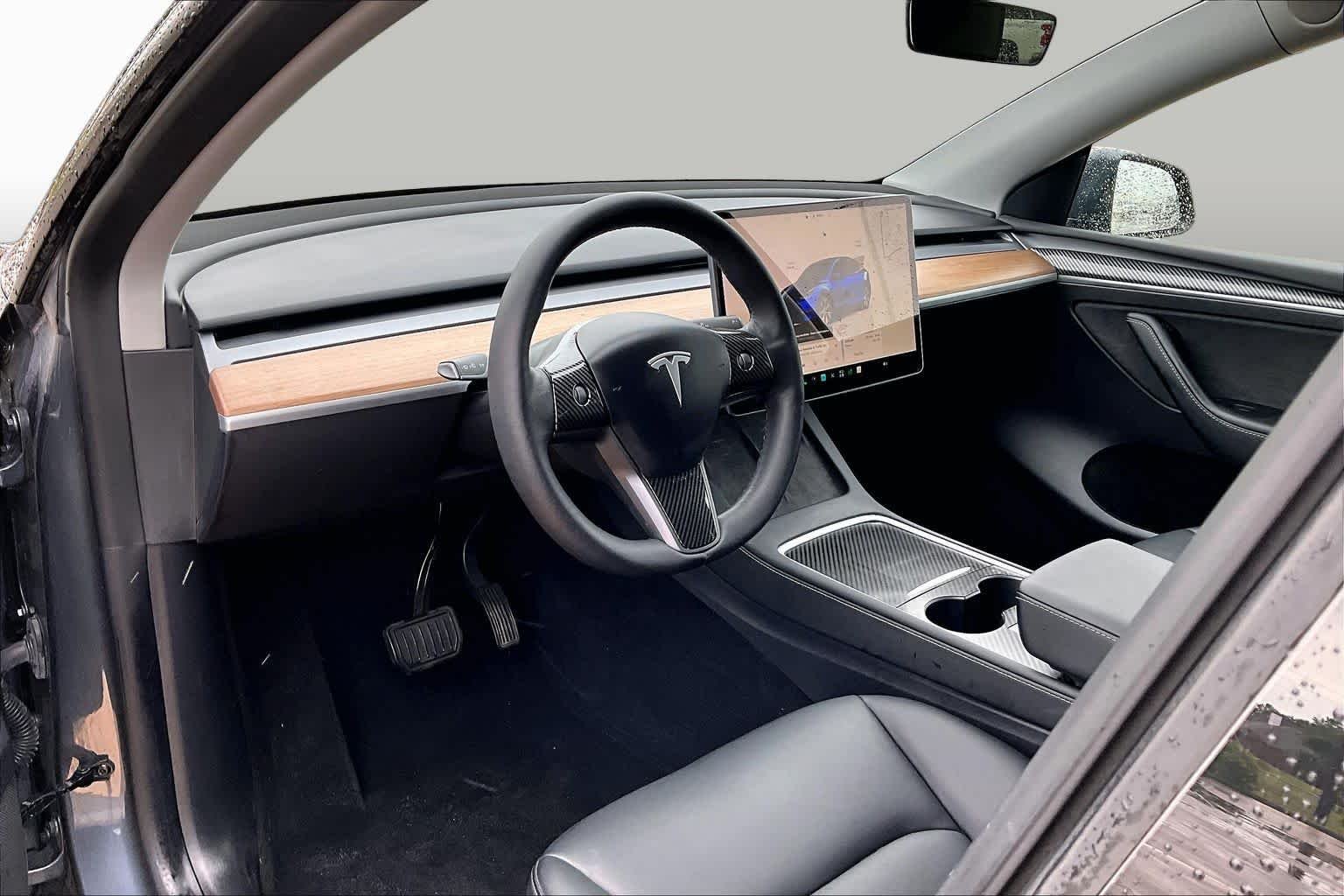 Used 2023 Midnight Silver Metallic Tesla Long Range image 15