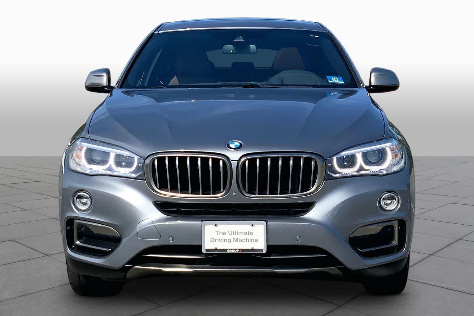 Used 2019 Space Gray Metallic BMW xDrive35i image 3