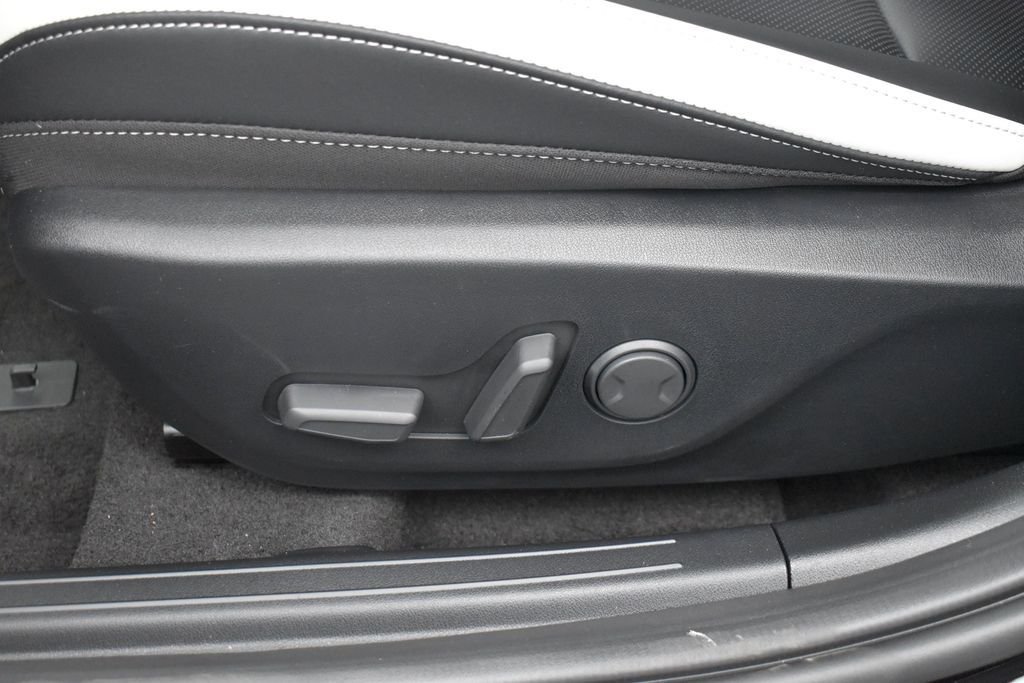 New 2026 Aurora Black Pearl Kia GT-Line image 9