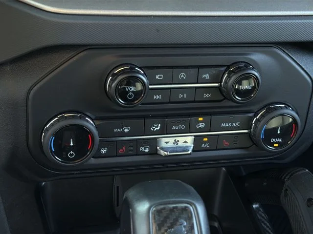 Used 2022 Silver Ford Raptor image 25