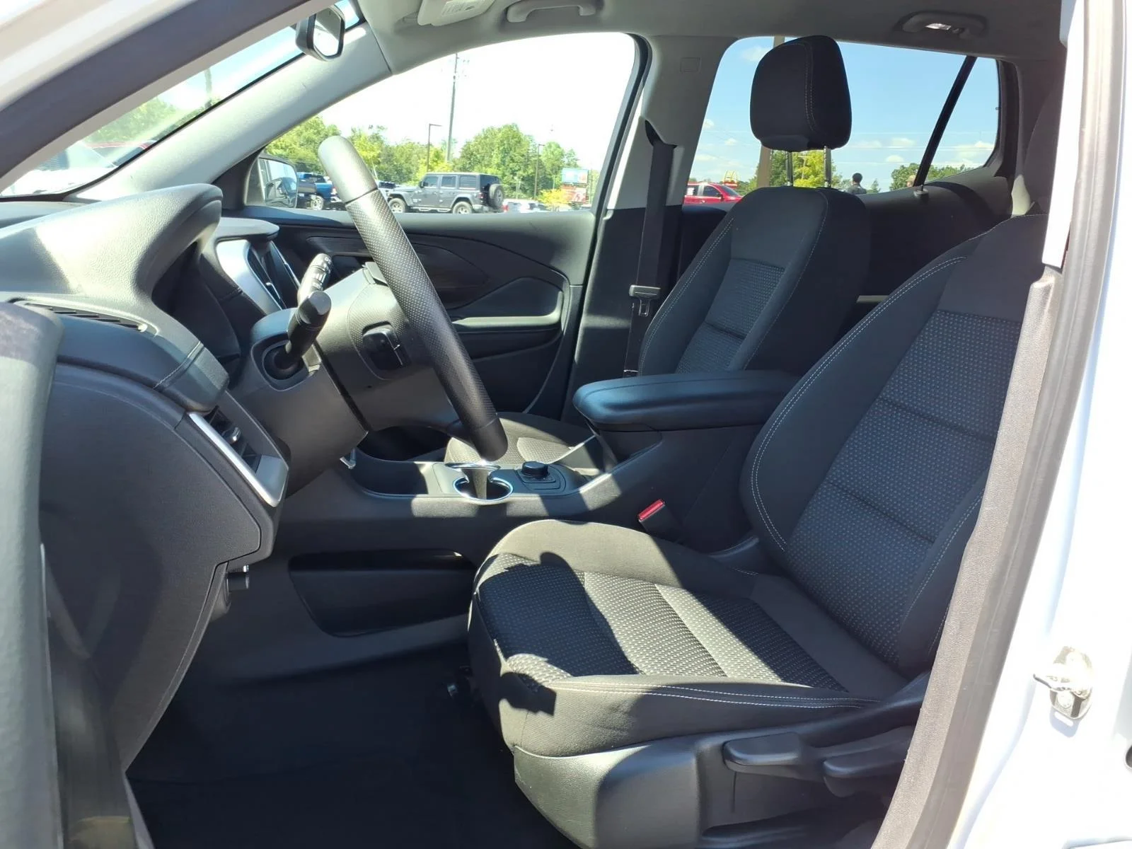 Used 2024 Summit White GMC SLE image 17