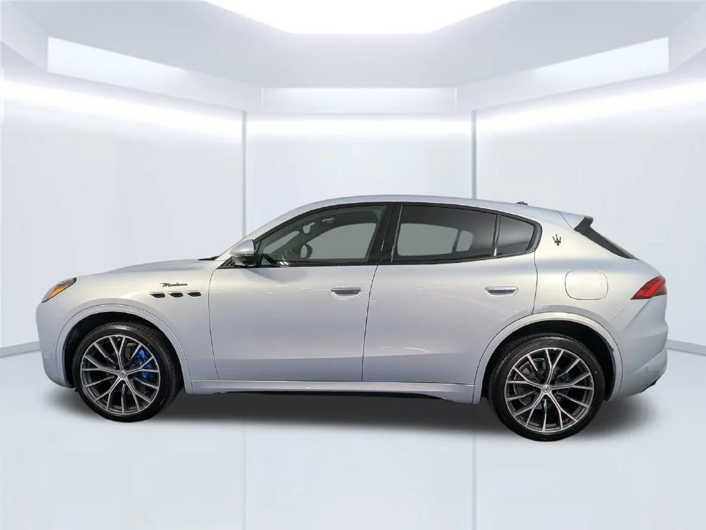 Certified Used 2023  Maserati Modena image 21