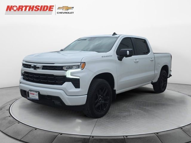 New 2026 Summit White Chevrolet RST image 4