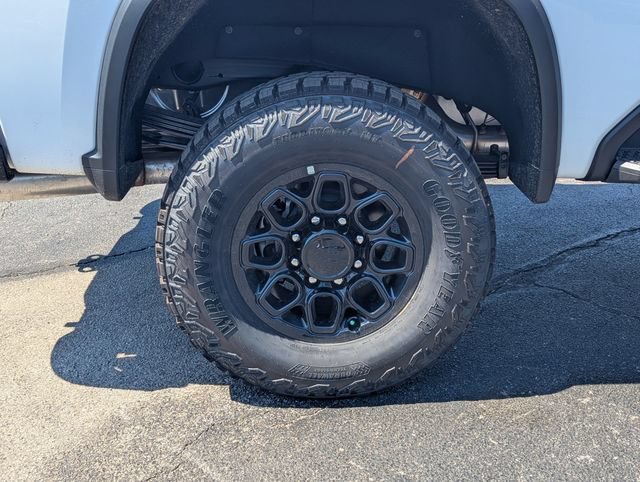 2026 Chevrolet Silverado 2500 HD ZR2 - Photo 3