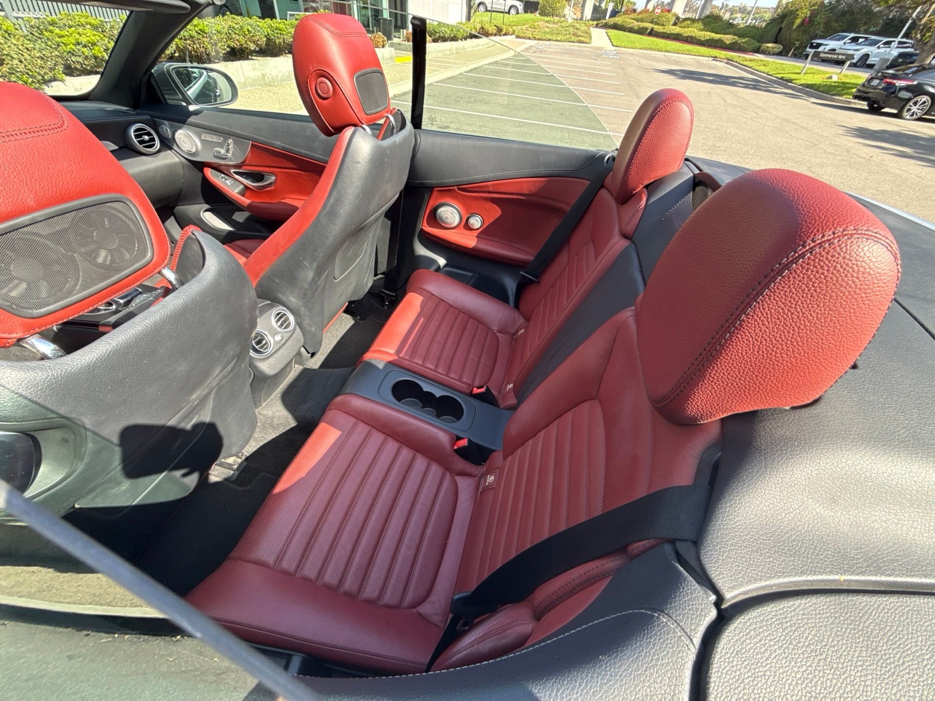 Used 2017  Mercedes-Benz C 300 image 3